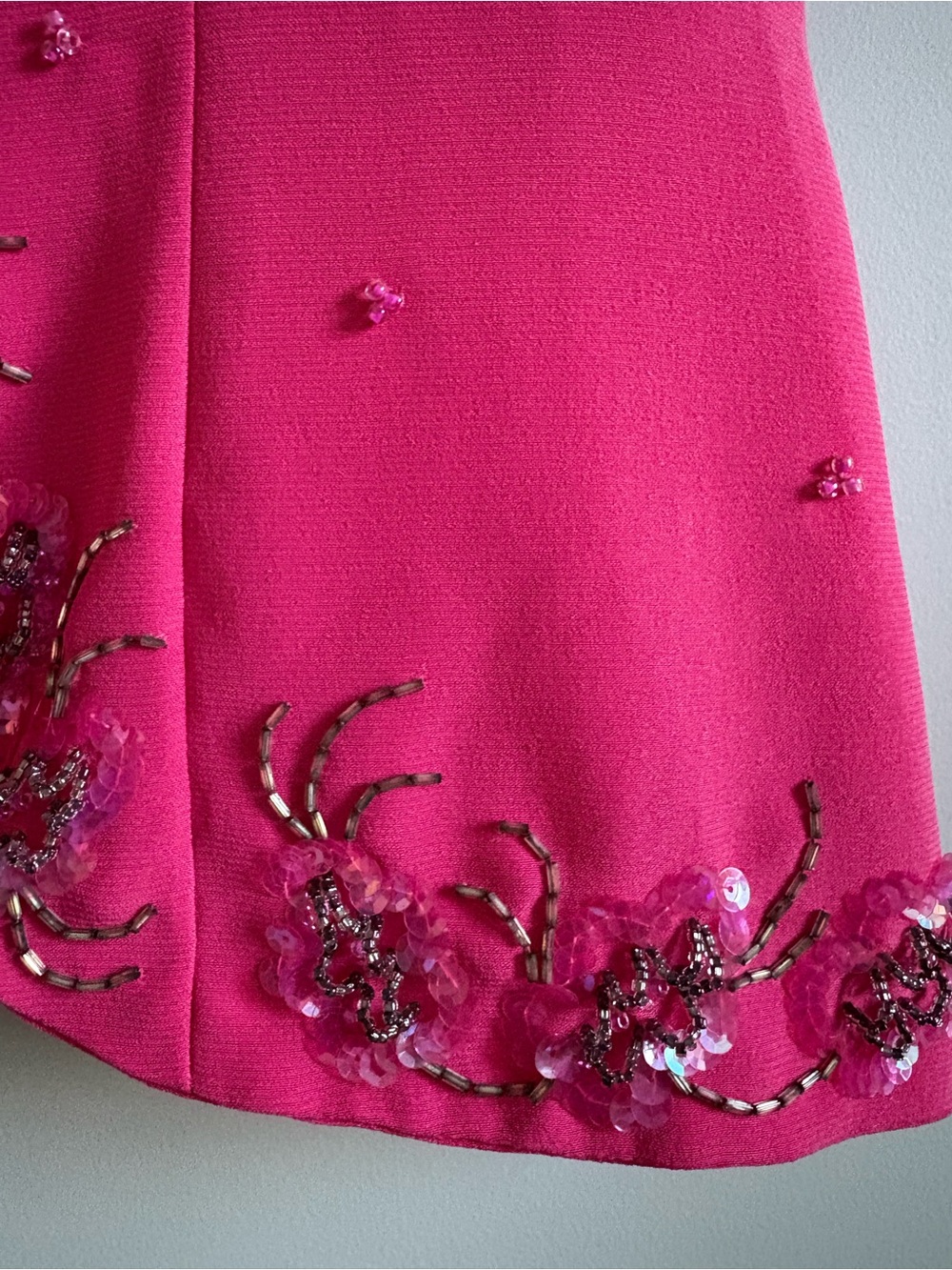 Simon Chang Vintage Beaded Fuchsia Pink Structured Top | Size 8 - Picture 4 of 8